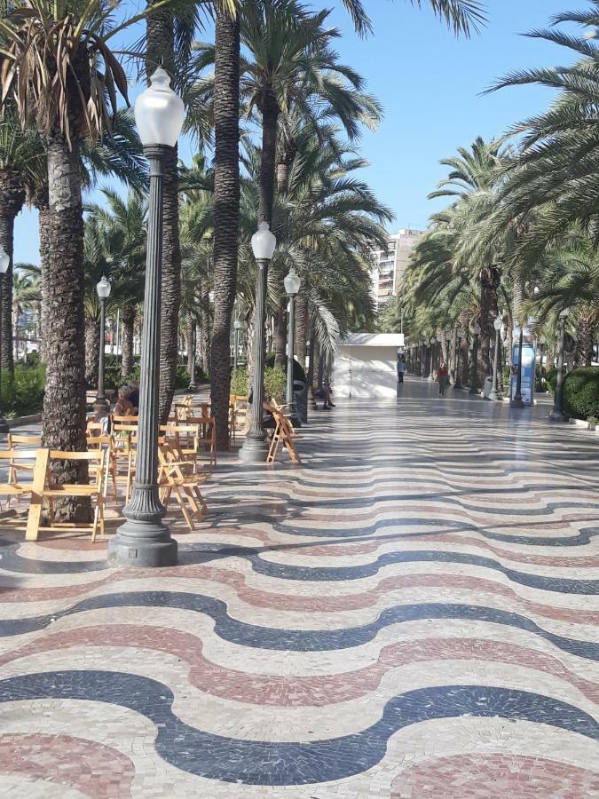 Pension Mexico Alicante Exteriör bild